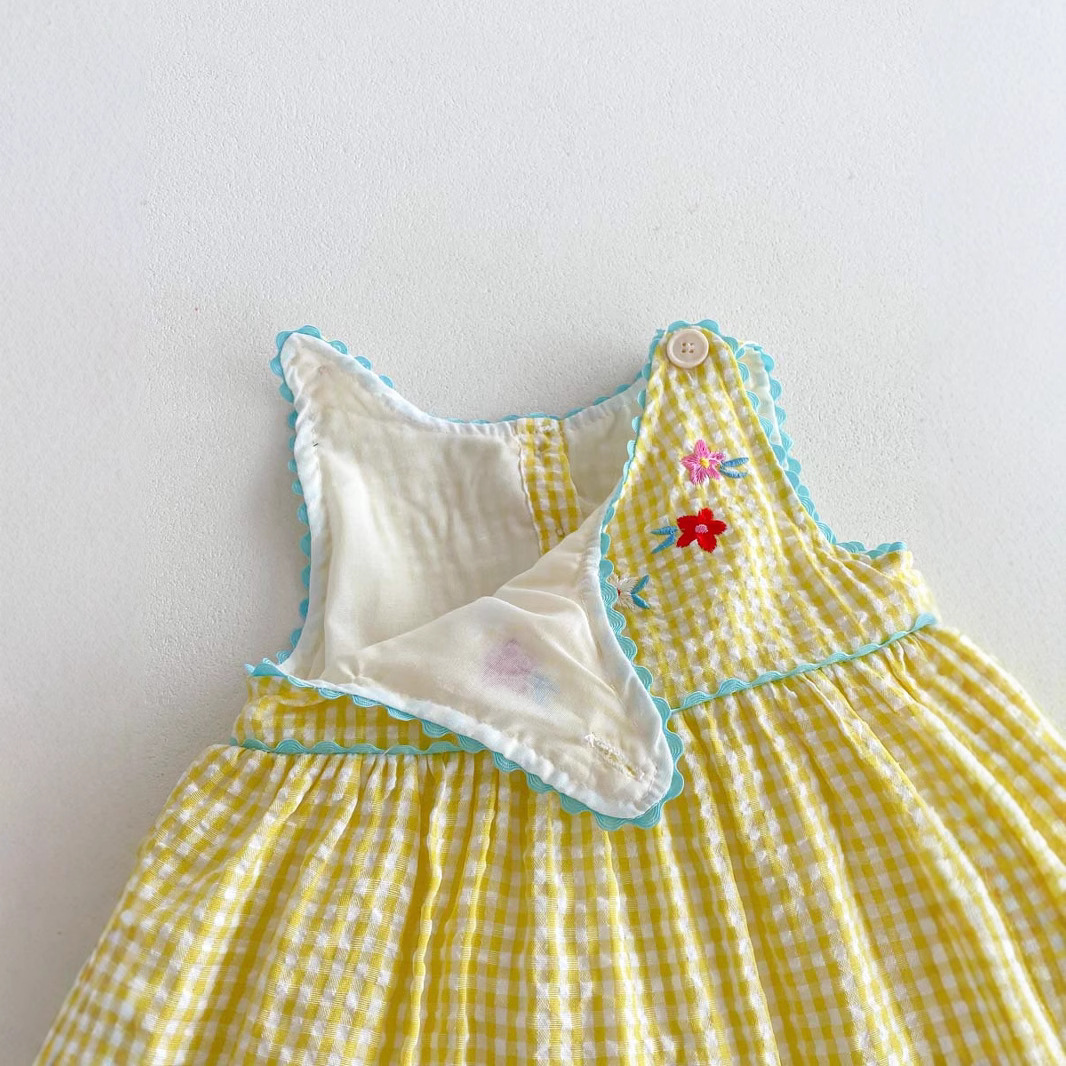 Picture of Children's Wear Girl's Summer dress Cute Cartoon Duck Vic Skirt Baby's Western Style Embroidered Princess Paid Dress