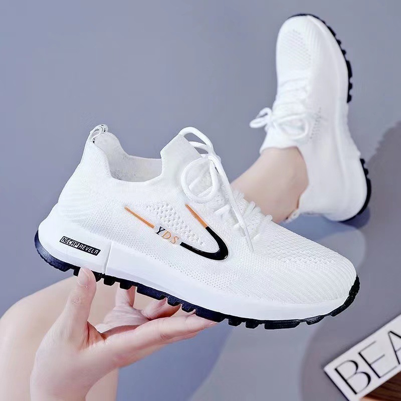 Spring 2023 New Flying Mesh Sneakers Women's Small White Breathable Flat Casual Shoes Soft Sole Student Shoes