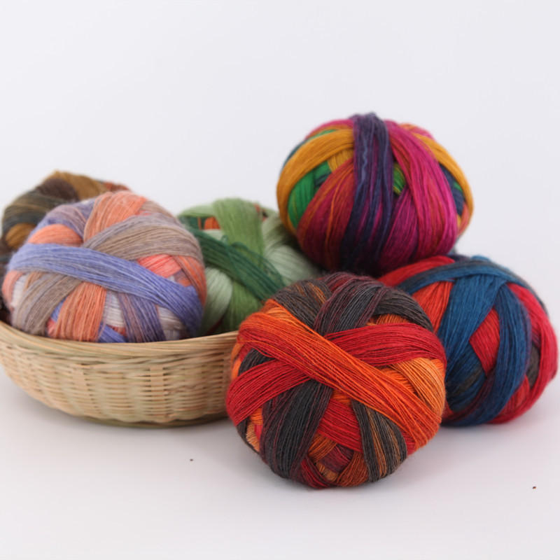 Factory wholesale wool yarn segment dyed wool 800 meters long segment dyed wool yarn wholesale hand knitted shawl wool