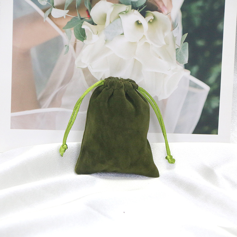 Picture of Velvet Bag Wholesale Drawstring Jewelry Bag Velvet Drawstring Jewelry Storage Bag Cloth Bag Gift Bag Simple Storage Bag