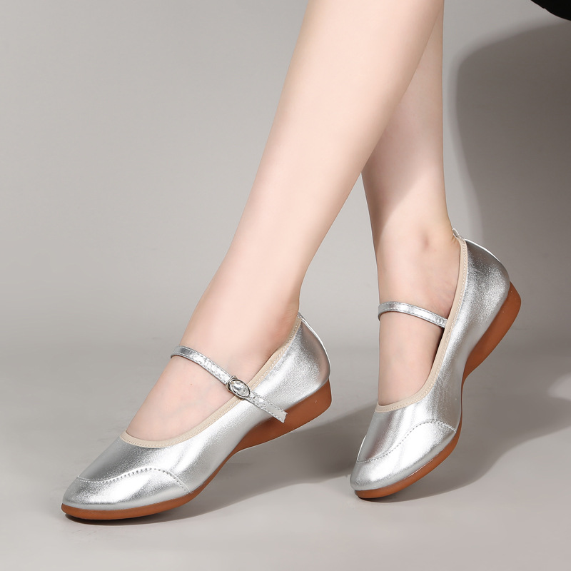 Women's Dancing Shoes Square Dance Women's Shoes Adult Low Heeled Soft Sole Middle-aged and Elderly Flat Dancing Outdoor Performance Shoes silver