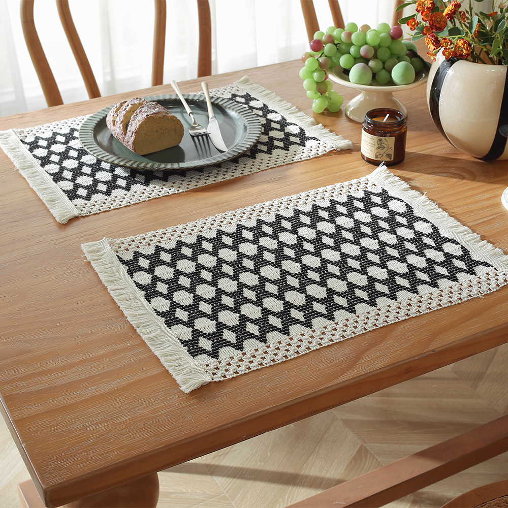 Picture of Amazon new cotton and hemp rope placemat holiday placemat woven color matching striped tassel bowl mat spot wholesale