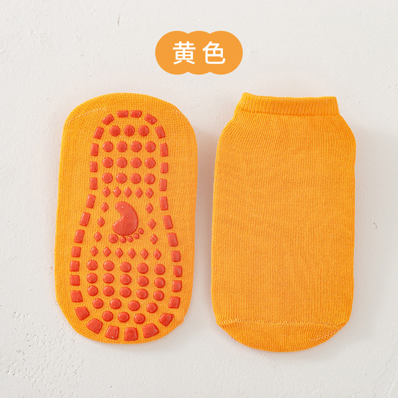 Picture of Children's Short-Tube Non-Slip Socks, Playground Yoga Socks, Summer Adult Sports Sweat-Absorbent Trampoline Disposable Socks Wholesale