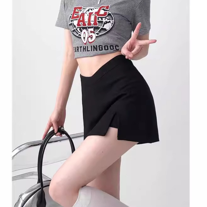 Rain bubble ~ black split skirt women's autumn high waist hot girl culottes hip skirt design sense niche skirt