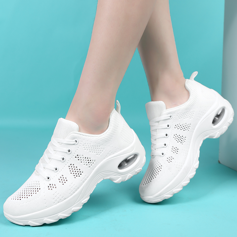 Picture of 2024 Black Dance Shoes Yang Liping Square Dance Shoes Soft Sole Women's Jazz Shoes Middle Heeled Sports Dance Shoes Not Tired Feet