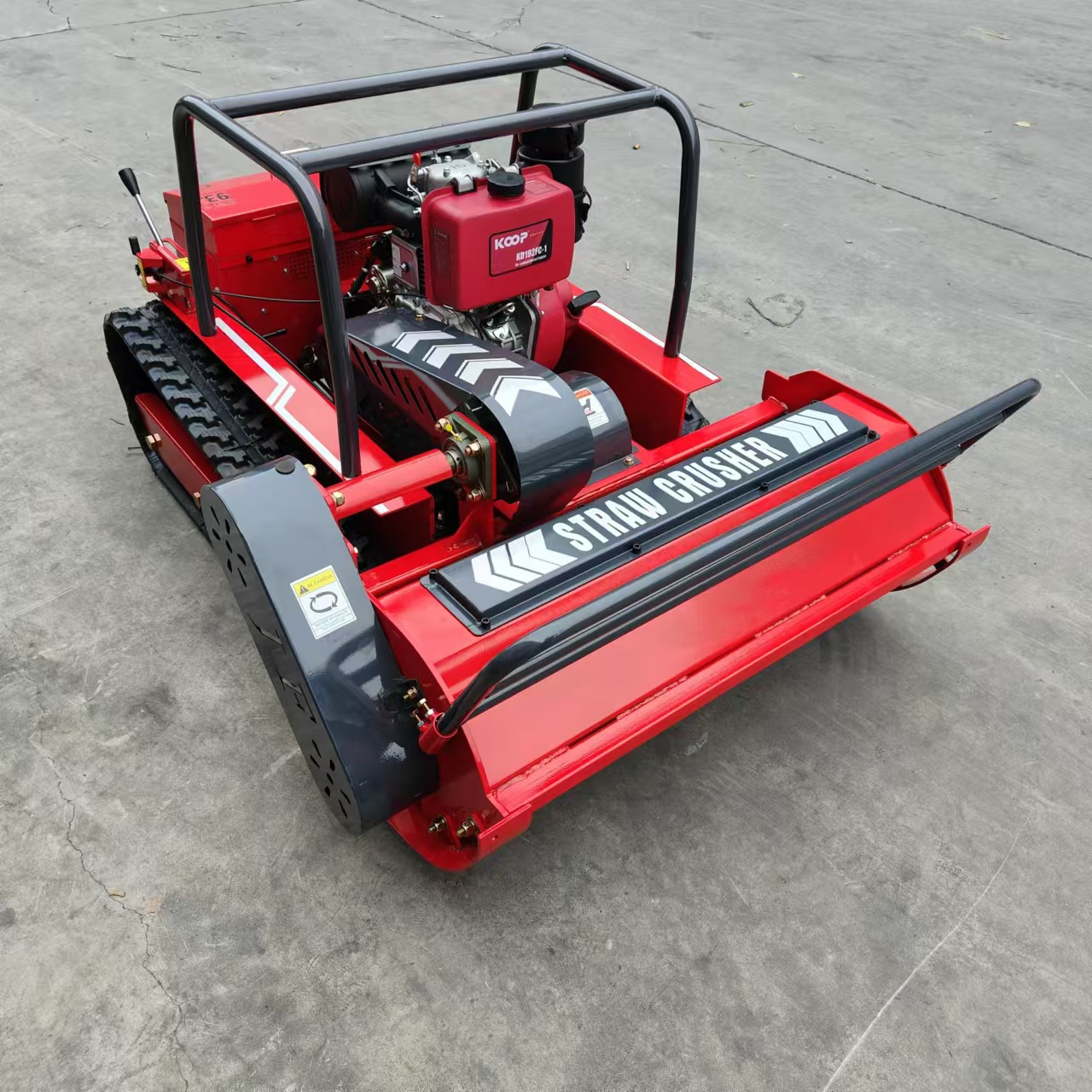 Export Europe Small Diesel Lawn Mower Orchard Farm Crawler Lawn Cutter Throw Type Remote Control Weeding Machine