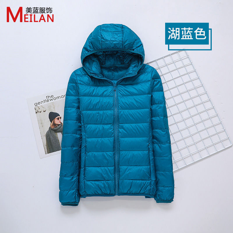 Picture of Women's down Jacket 2025 New Short Style Lightweight Thickened Warm Slim Fit Korean Style White Duck down Fashion Coat Wholesale