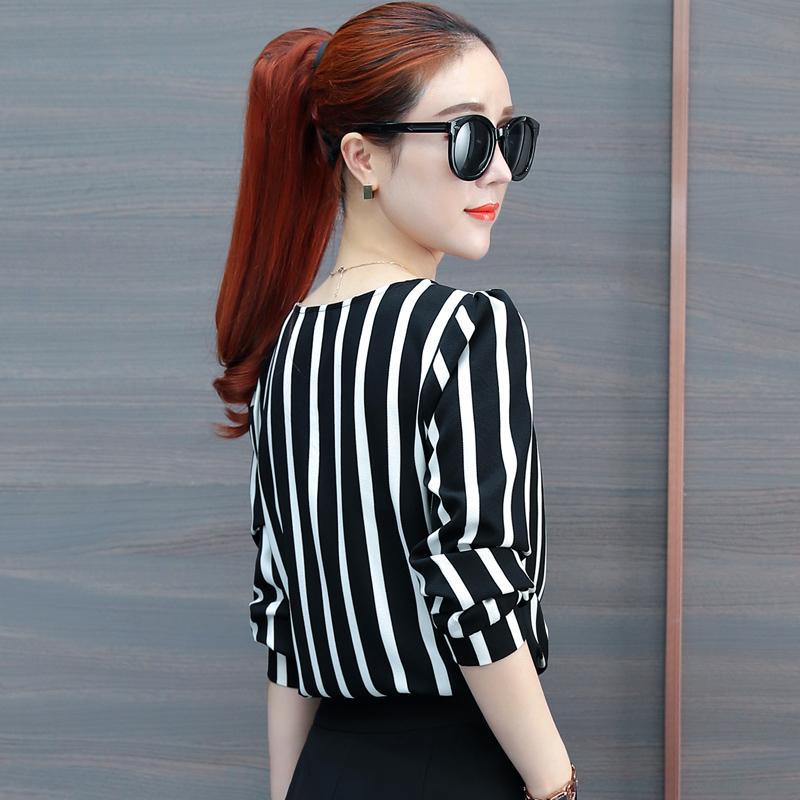 Picture of 2025 Spring and Autumn Korean Fashion New Striped Shirt Women's Loose Slim Bottoming Shirt Cross-Border Women's Top Summer