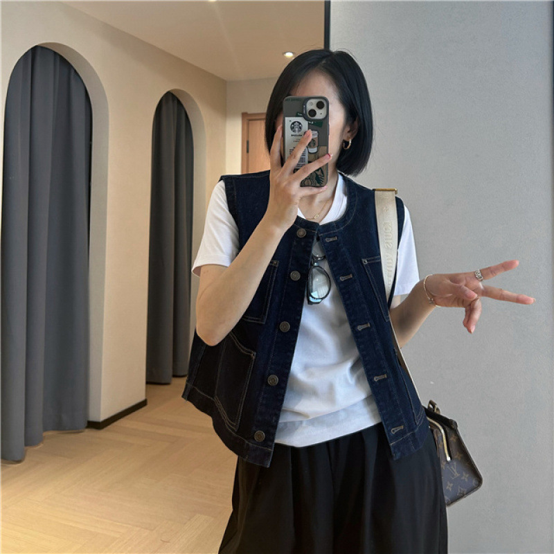 Picture of Vintage dark blue Round Neck Korean Style Short Denim Vest Women's Spring and Autumn New Arrival Styline Sleeveless Vest