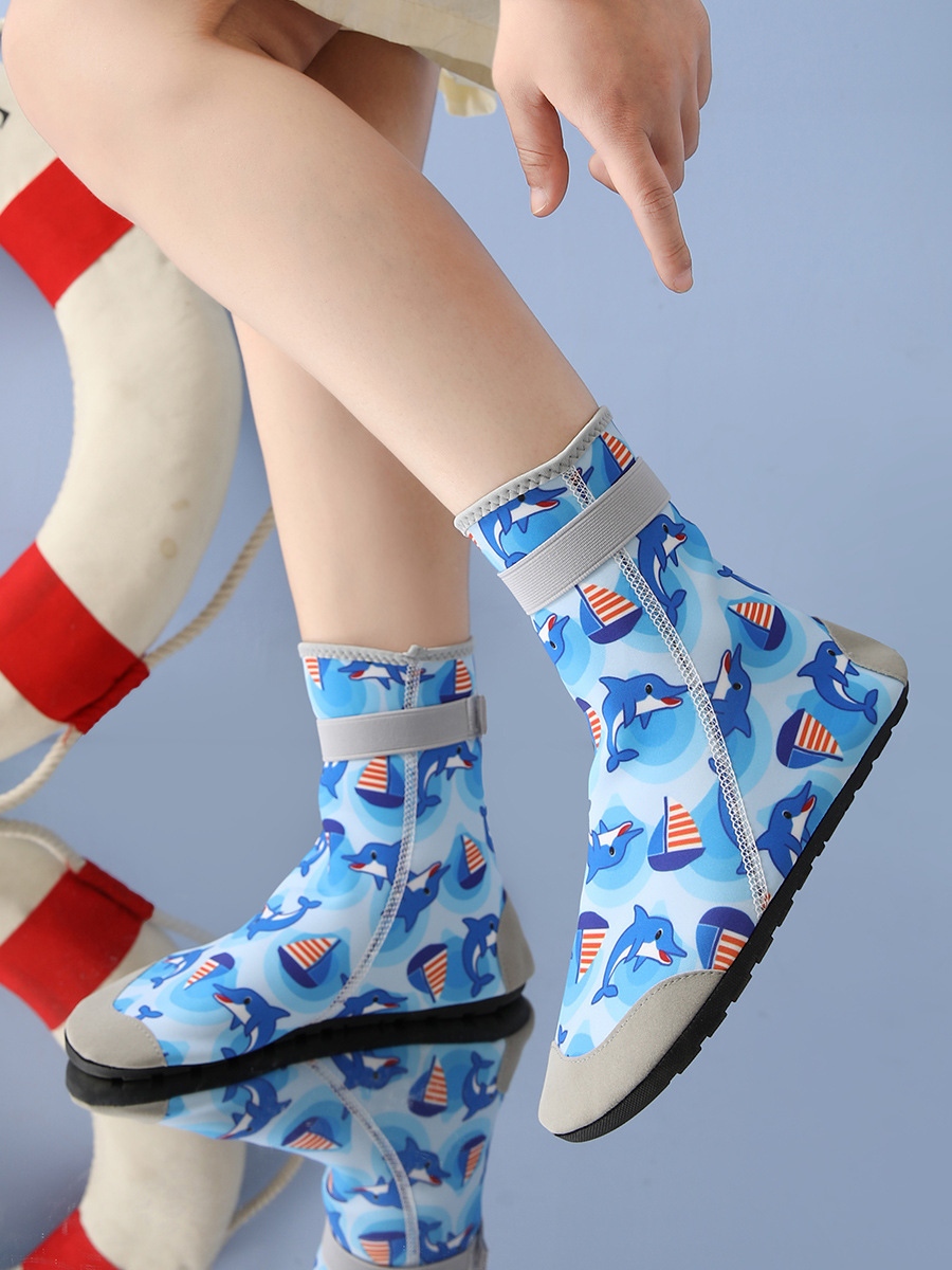 Picture of Adult Beach Shoes and Socks, Kidsren's Water Play, Quick-Drying River Tracing Shoes, Beach Swimming Non-Slip Shoes for Men and Women, Baby Wading Shoes