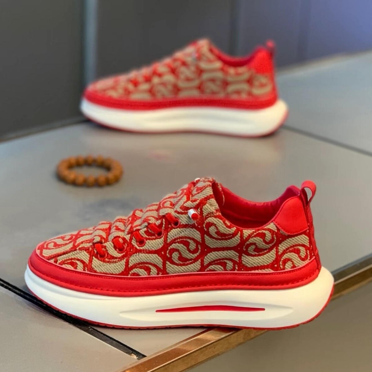 Spring and summer new men's shoes fashion simple fashion casual shoes cross-border wholesale students Korean thick-soled lightweight shoes men