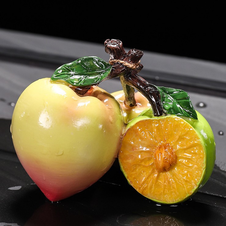 Picture of Tea pet color changing can raise good luck tea pet lychee Golden Toad toad creative personality tea tray decoration boutique tea play
