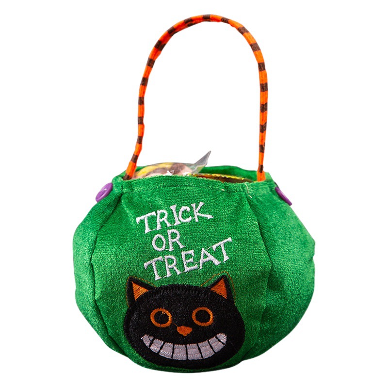 Cross-border Halloween candy bag decoration kindergarten children's gift bag Halloween pumpkin bag scene layout props