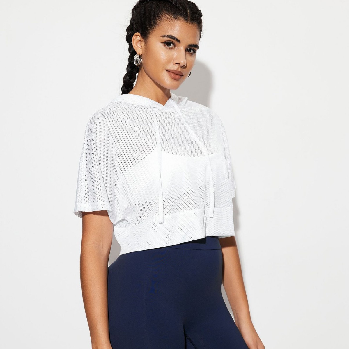 European and American Yoga Clothes for Women, Short-sleeved Loose Outer Blouses, Light and Breathable Running Fitness Drawstring Hooded Sexy Tops