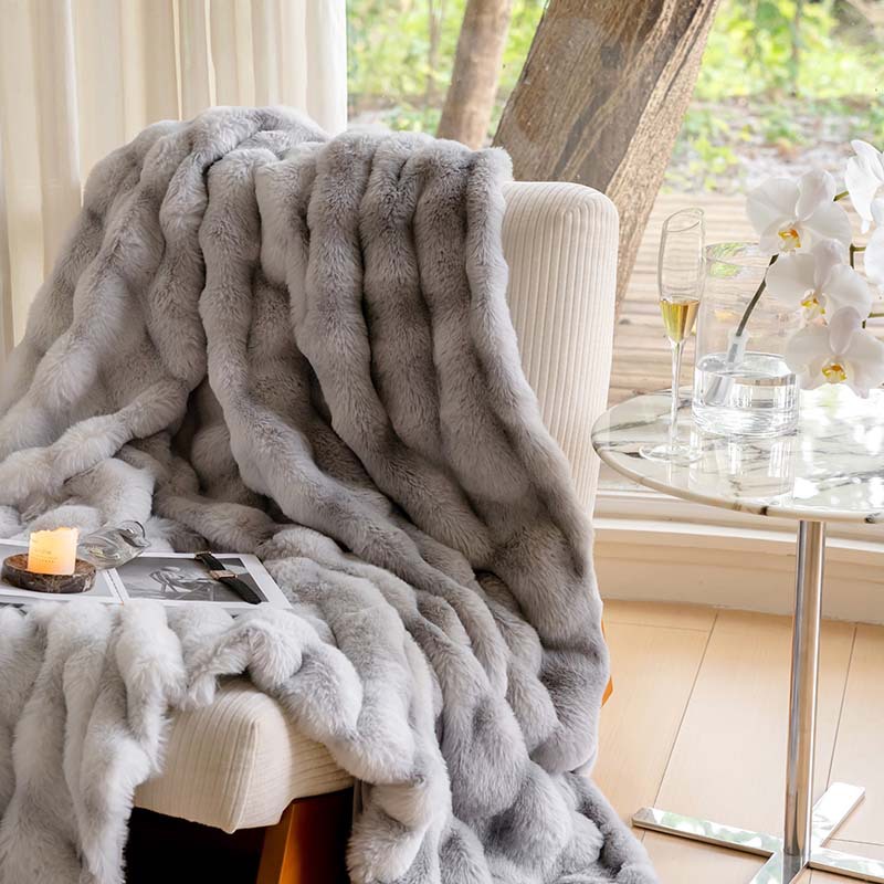 Picture of Thickened Class a Imitation Rabbit Velvet Blanket Milk Velvet Cover Blanket Winter Warm Sofa Coral Velvet Lunch Blanket Soft