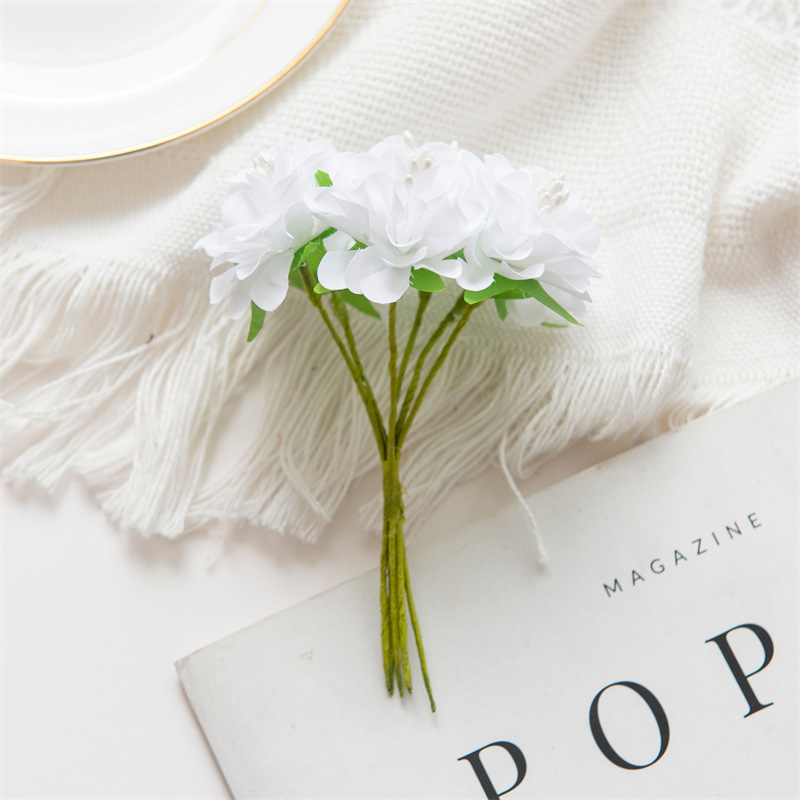 Picture of Foreign trade silk flower artificial flower stamen cut flower bouquet wreath material wedding leaf wedding box decoration