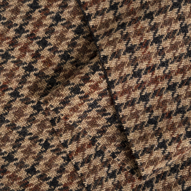Picture of Manufacturer Full Wool Houndstooth Woolen Fabric 500G/M Outwear Outwear Autumn and Winter Classic Wool Fabric Export Wholesale