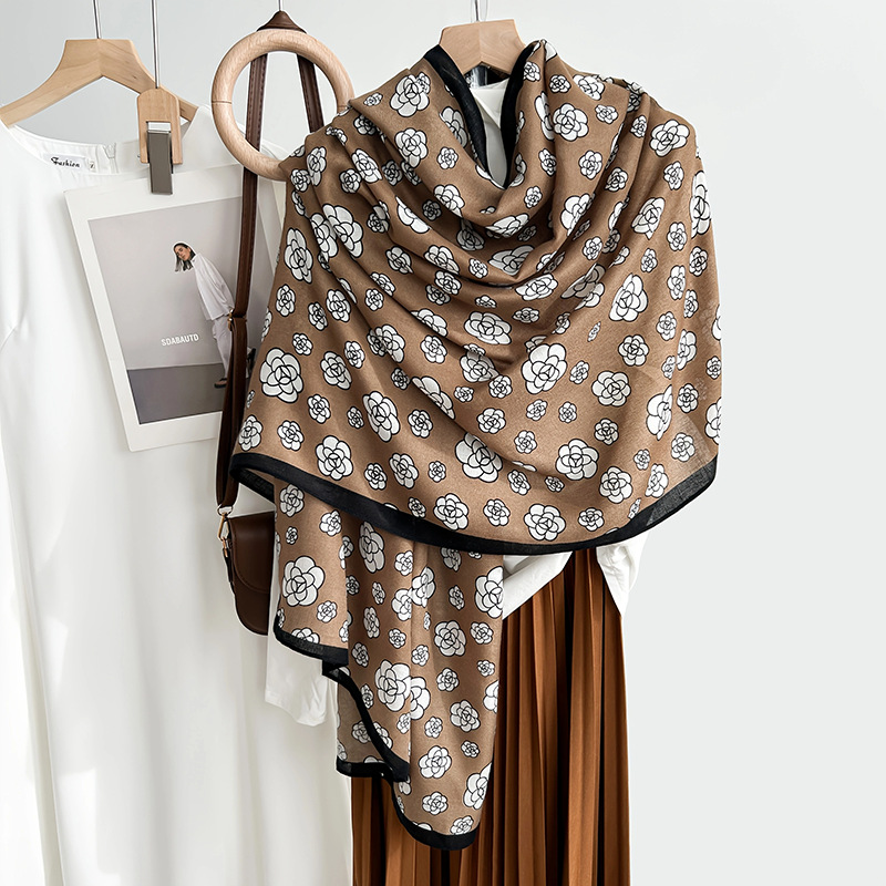 Picture of Small Large Scarf Autumn and Winter Women's Cotton and Linen Scarf Summer Lunch Break Air-conditioning Room Shawl Dual-use Travel Scarf Fashion