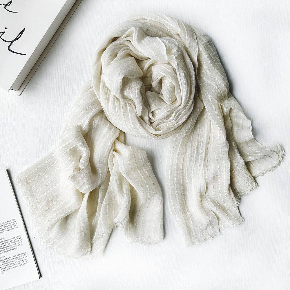 Picture of Foreign Trade Cotton Linen Scarf Scarf Women's Autumn and Winter Gradient Color-matching Japanese and Korean Lady Mori Girl Style Slub Yarn Shawl