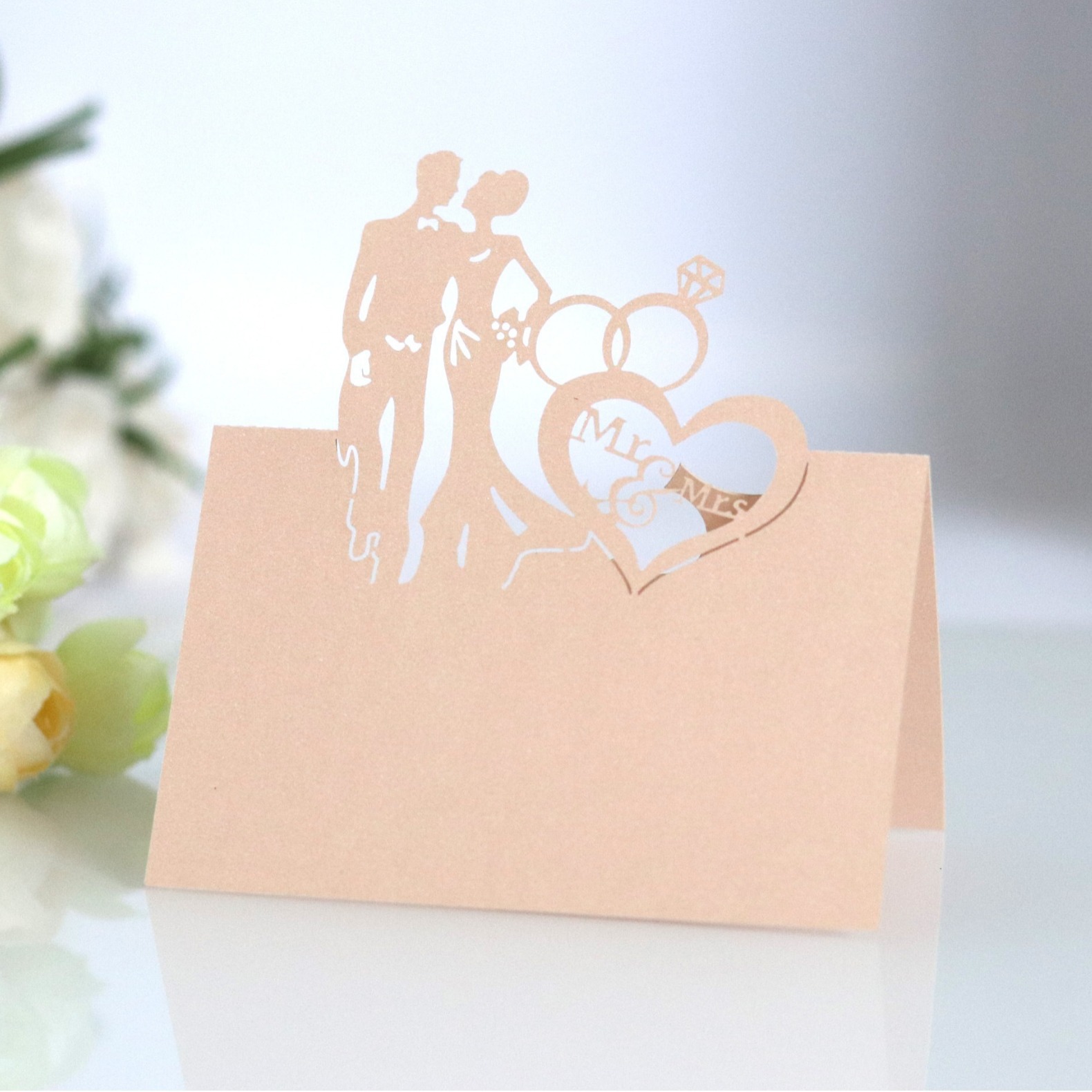 Picture of Hollow wedding banquet layout pink love wedding seat card bride bride decoration table card spot wholesale