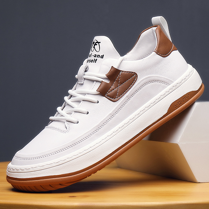 Picture of Clown Shoes Men's Leather Spring Sports Trendy Korean Style Men's White Low-Top Casual Sneakers White Shoes Men's Breathable