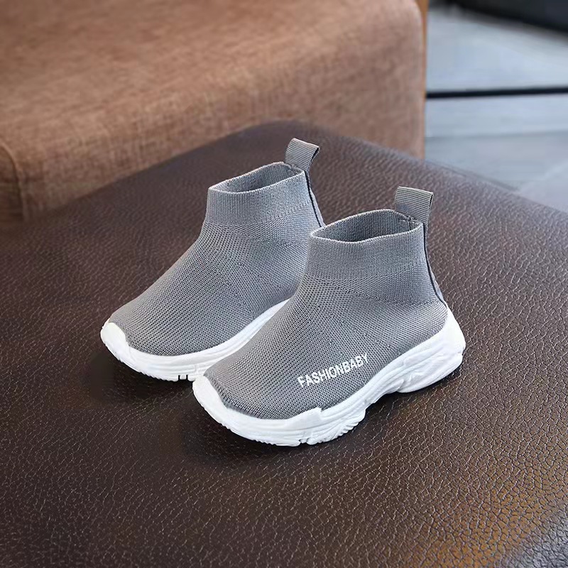 Picture of 2025 Spring and Autumn Korean Style Socks Shoes for Boys and Girls Fly Knitted Breathable Mesh Casual Sports Shoes Stretch Shoes