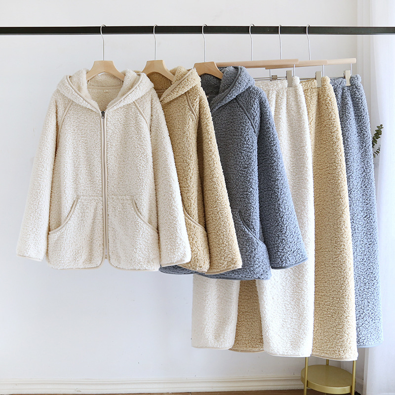 Pajamas Women's Autumn and Winter New Flannel Couples Zipper Thickened Warm Hooded Outer Wear Men's Home Clothes suit
