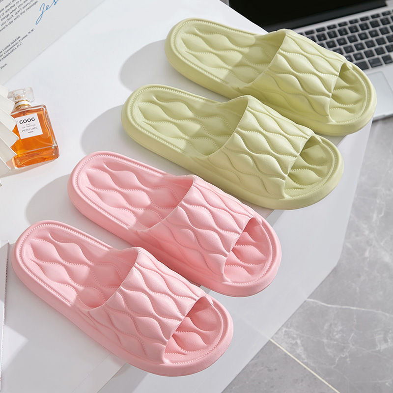 Stepping on feeling EVA slippers women's summer high-end sense indoor non-slip home cool slippers simple soft sole couple flip flops