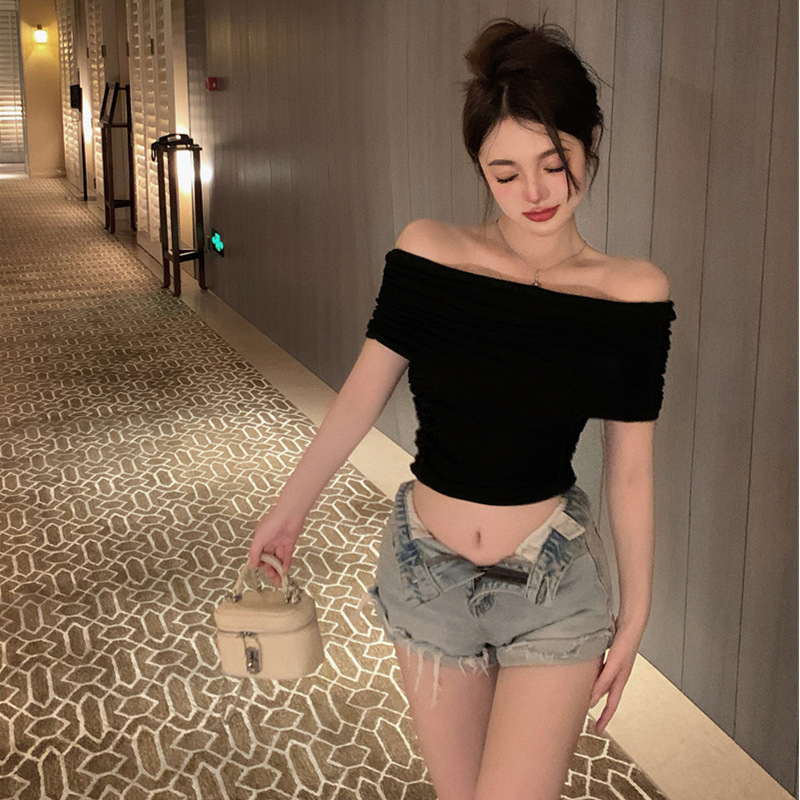 Picture of One-Shoulder T-Shirt, Slim Fit, Tight-Fitting, Waist-Cinching, Short Top, Sexy Hot Girl Base Shirt, Top for Export