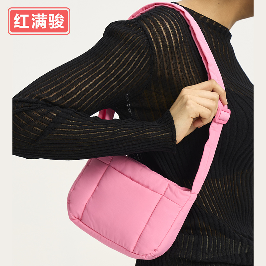 Picture of Yuan Ye Style Nylon Small Square Bag Women's Macaron Quilted Shoulder Crossbody Bag Simple Rhomboid Handbag in stock