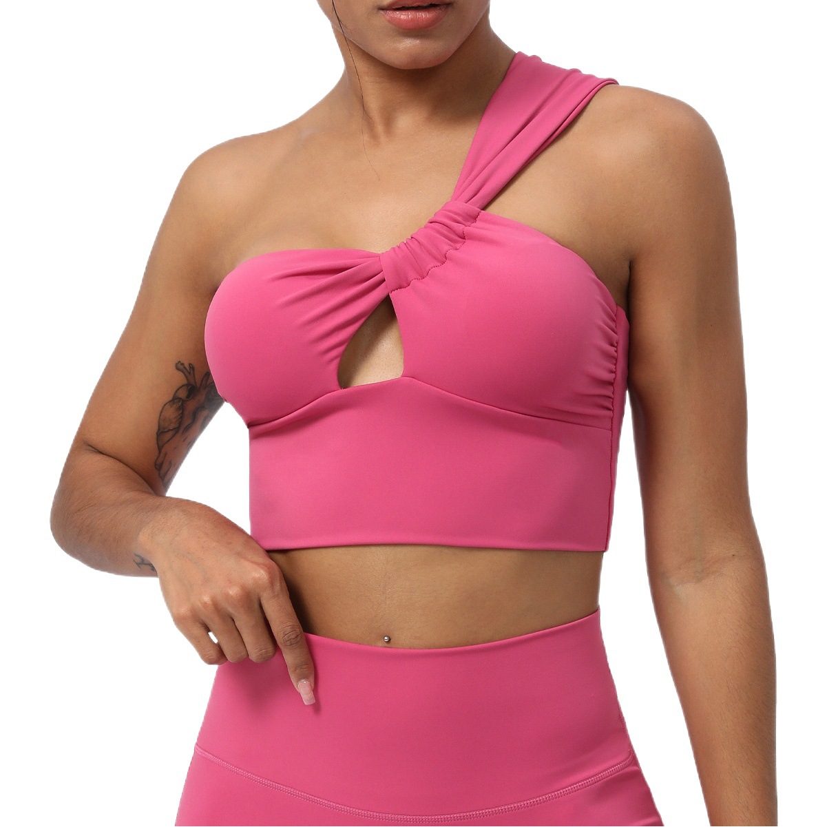 New one-shoulder pleated sports underwear hollow-out beauty back yoga clothes dance training fitness clothes vest with chest pad for women