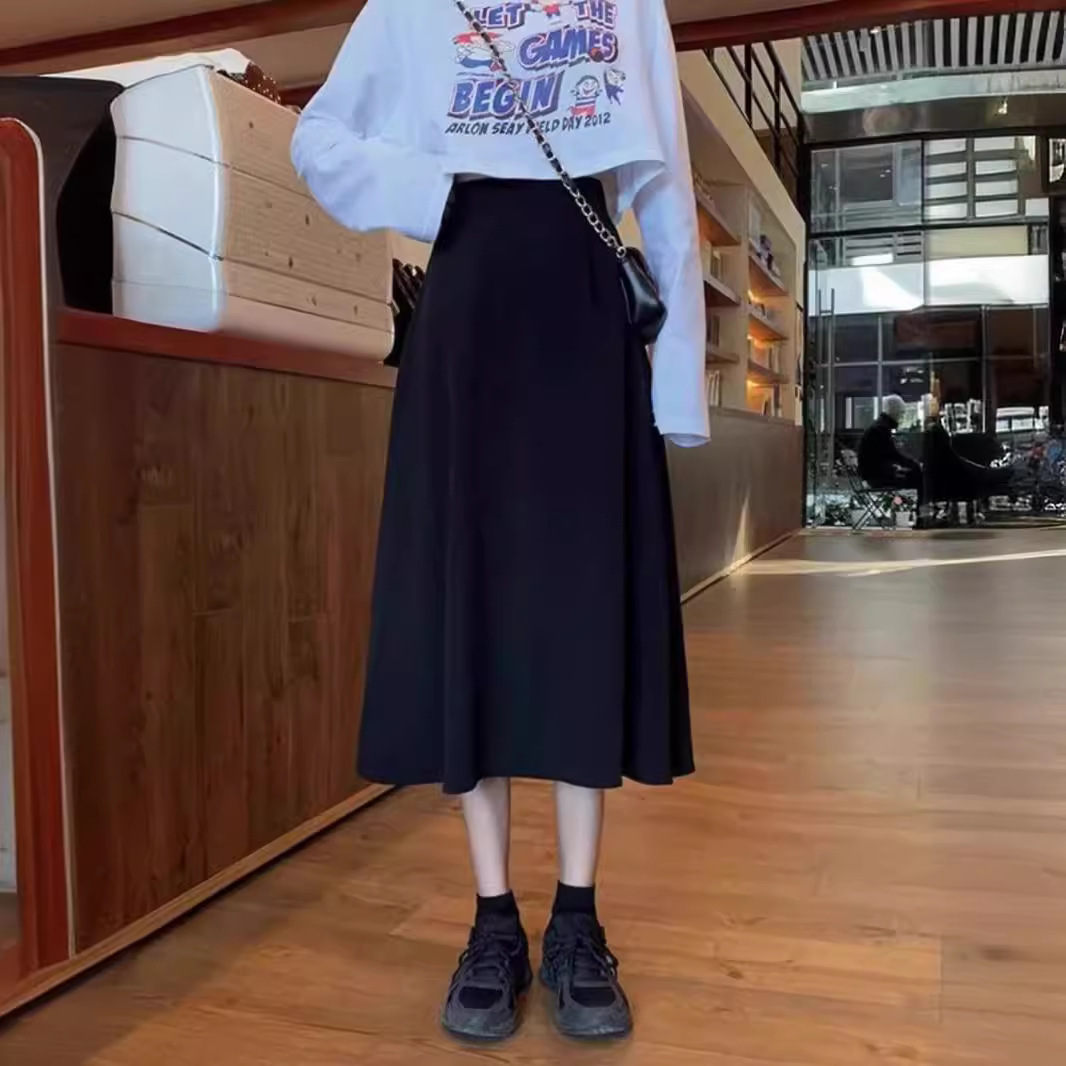 Large size high-waisted mid-length slimming skirt women's 2024 summer new A-line black fashion Korean umbrella skirt