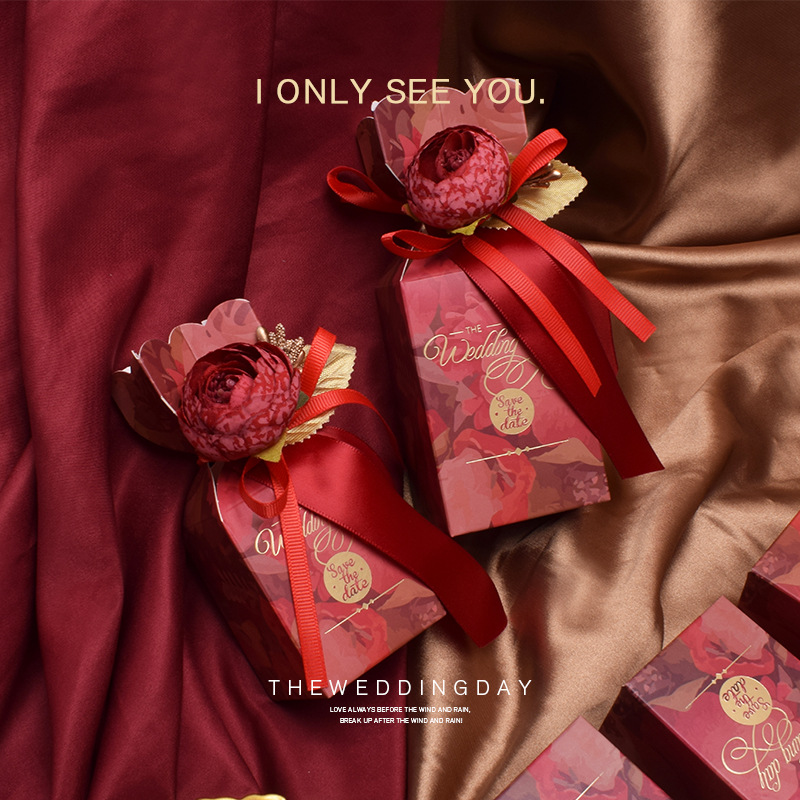 Picture of Candy Box Empty Box Special Candy Bag for Wedding Advanced Sense Engagement Gift Candy Box Candy Box Gift Box