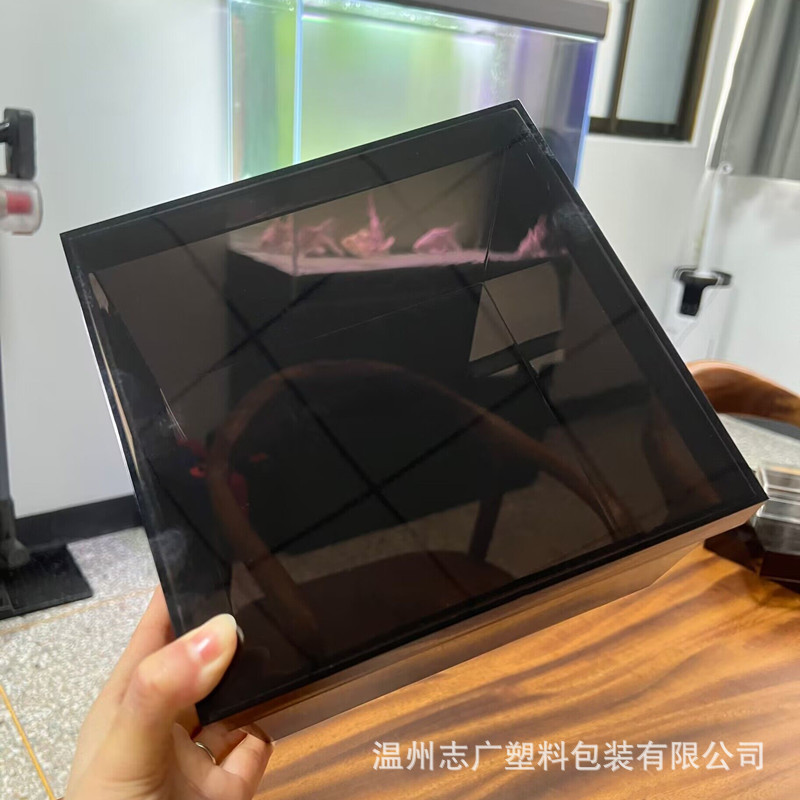 Picture of Gift crystal box 20*20 * 12.5cm wedding return gift bridesmaid set acrylic ps wholesale
