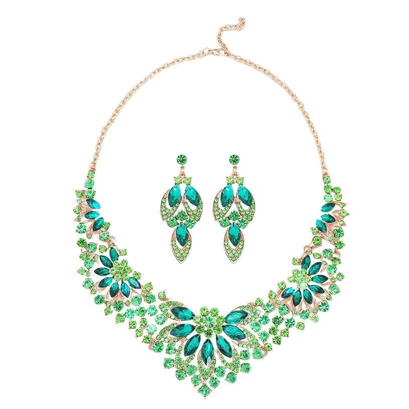 Picture of European and American cross-border retro necklace suit women's 2-Piece Set leaves flowers exaggerated luxury jewelry New Bride wedding accessories