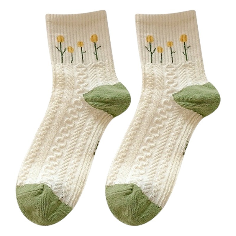 Socks women's mid-calf length socks Four Seasons sweet Japanese style fresh flower girl college style autumn and winter stockings wholesale