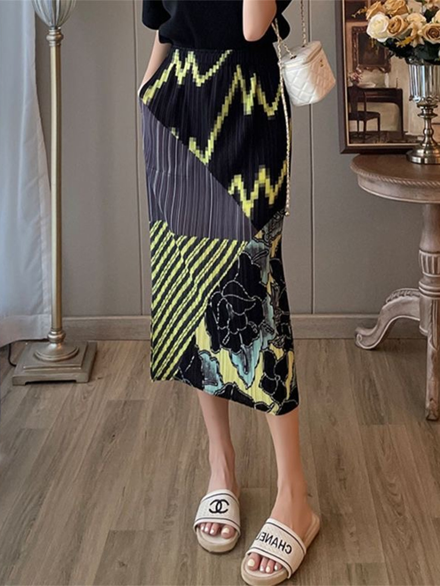Picture of Niche design pleated skirt spring and summer thin elastic waist printed slimming age-reducing hip slit pleated skirt