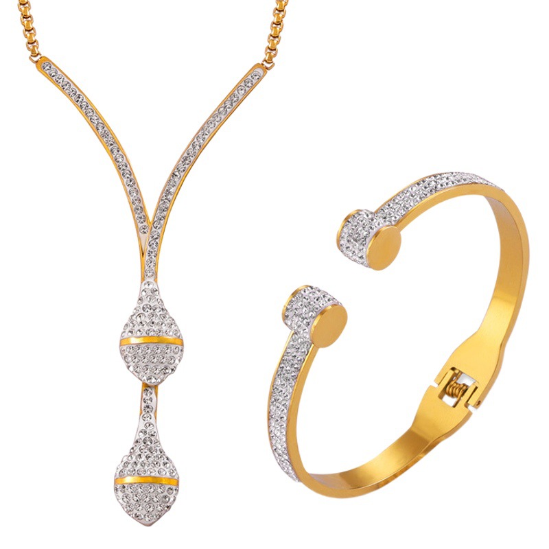 European and American Hot Sale Snake Head Diamond Pendant Opening Elastic Bracelet Design Light Luxury Titanium Steel Gold Plated Snake Bone Chain suit