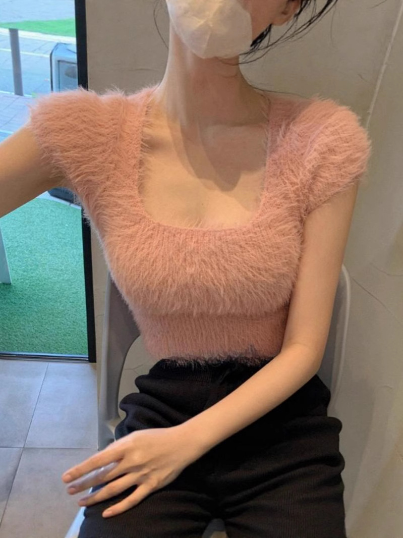 South Korea's Dongdaemun Elegant Square Collar Slim Fit Short Body-Shaping Plush Imitation Mink Short-Sleeved Knitwear T-Shirt for Women