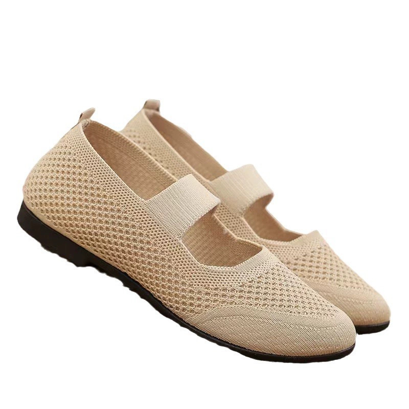 Picture of Old Beijing Cloth Shoes for Women, 2025 Summer New Style, Fly-Knit Mesh Breathable Women's Shoes, Soft-Soled Shoes for Middle-Aged and Elderly Mothers, Cross-Border