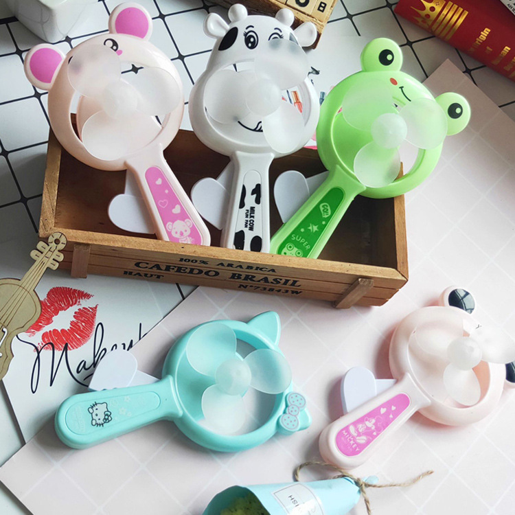 Creative mini hand pressure small fan cartoon hand-held children's toys push-to-sweep code small gift gift stall