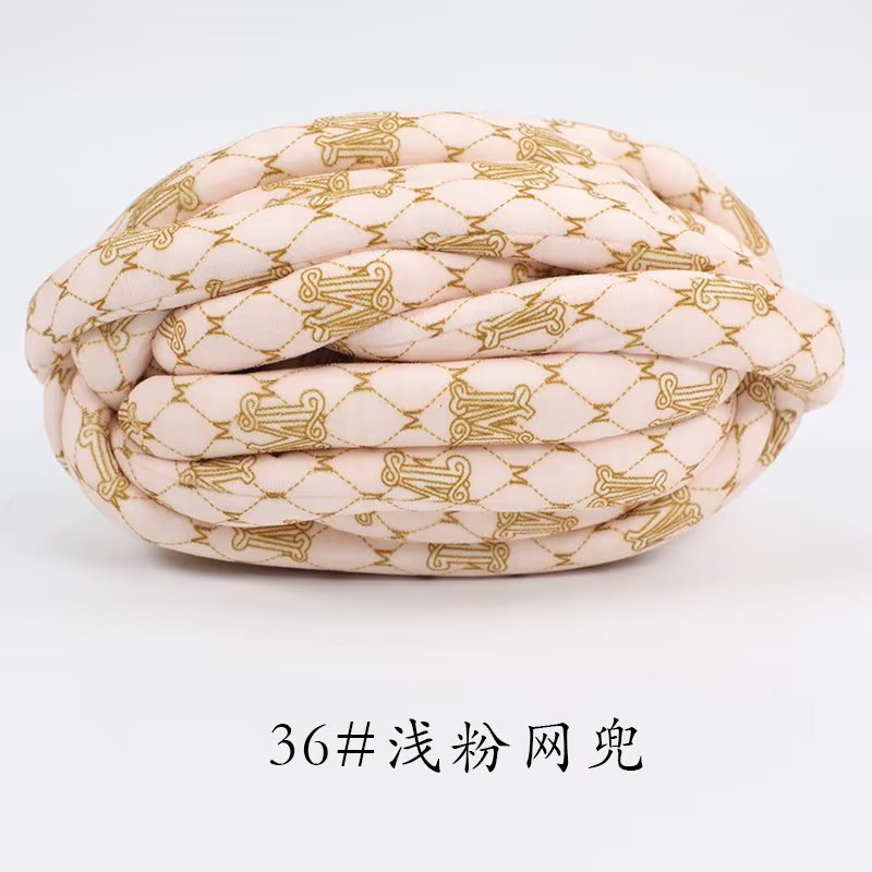 Picture of Filling heart cotton warm velvet cotton wool thick ice island wool diy hand-knitted hook blanket carpet blanket kennel cat nest cushion