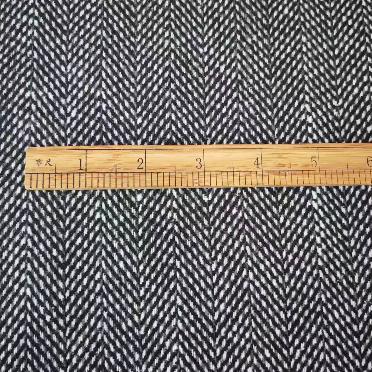 Picture of Shaoxing factory in stock autumn and winter herringstone overcoat suit fashion shoes and hats luggage herringstone woolen fabric