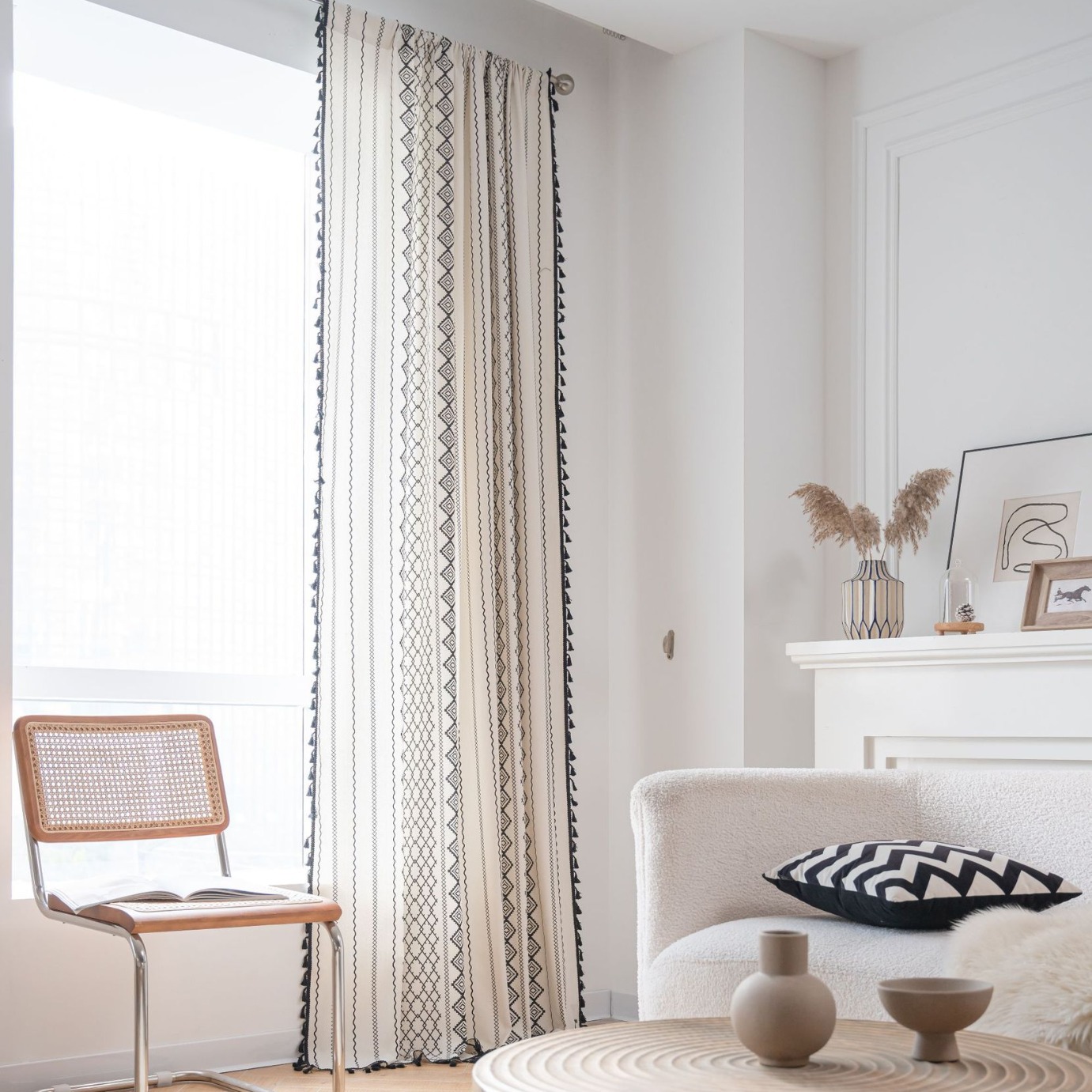 Picture of Yiman Qiyun Curtain Finished Cotton and Linen Kitchen Curtain Bohemian Style Black and White Printed Bay Window Curtain