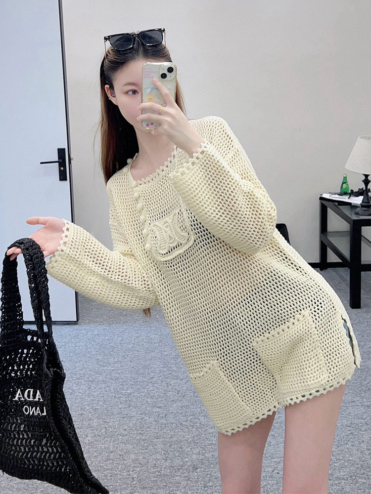 Spring and Autumn Knitted Hollow Three-dimensional Hair Ball Decorative Knitted Sweater Top New Fashion Loose Pocket Crochet Sweater for Women
