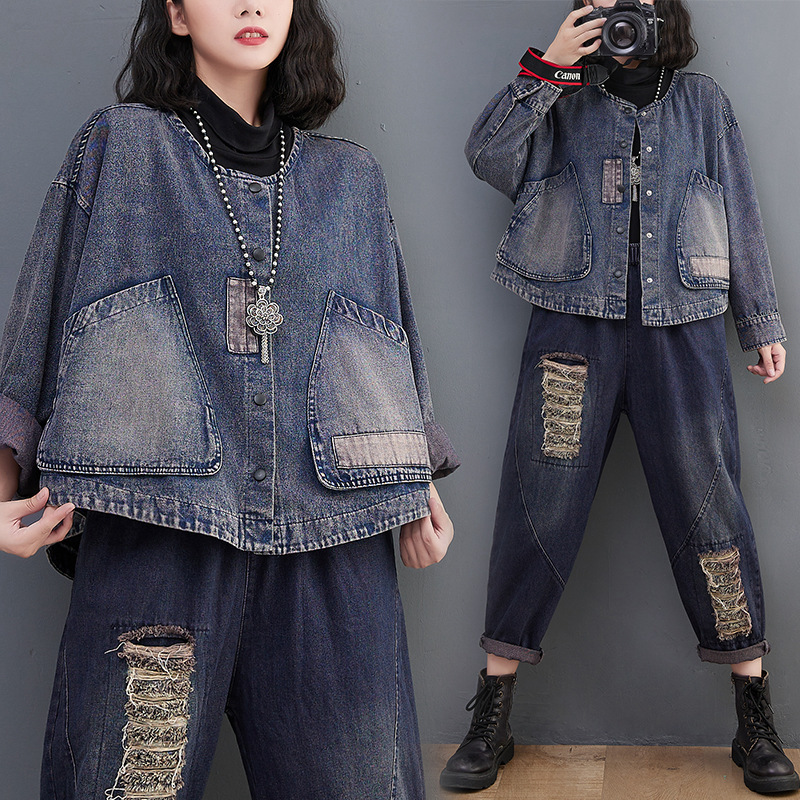 Real shot in stock Denim coat women's 2023 autumn long sleeve dark retro loose short casual stitching women's clothing
