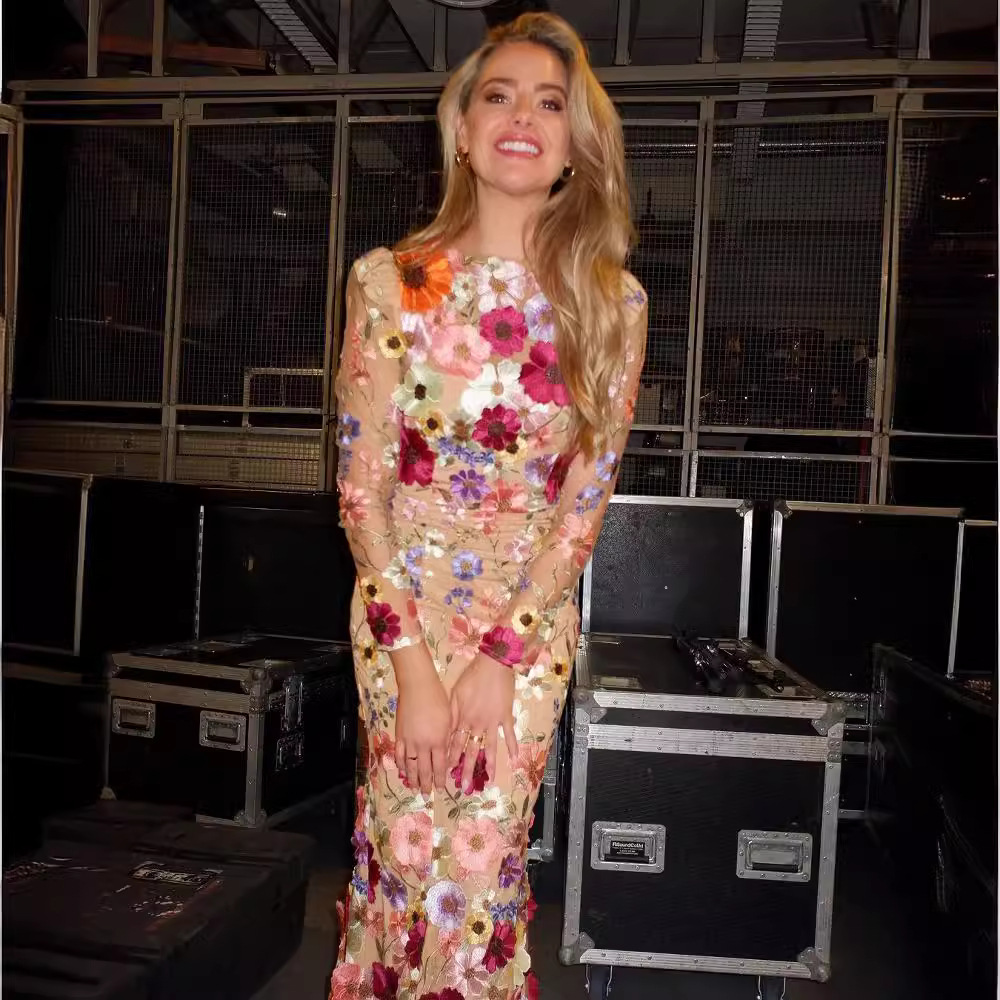 Picture of 25 Cross-Border European and American Spring and Summer Round Neck Colorfulful Stereo Flower Embroider Mesh Slim Hip-Hugging Fishtail Dress Long Skirt