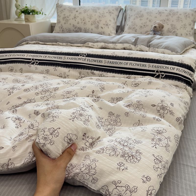 Picture of Machine Washable Four-Piece Bedding Set, Sheet and Duvet Cover for Student Dormitory, Single Bed Duvet Cover, New Style, Suitable for Sleeping Naked, Three-Piece Set