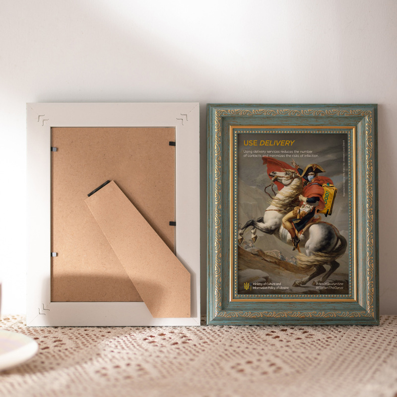 Picture of European retro photo studio wedding photo frame 6 inch table 7 inch 8 inch 10 photo wall a4 simple oil picture frame wholesale
