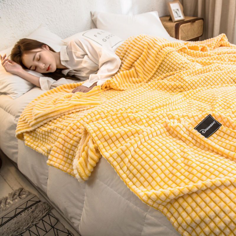 Picture of Blanket Quilt Coral Fleece Bed Sheet Blanket Bed Sheet Human Milk Fleece Thickened Flannel Winter Dormitory Student Fleece Blanket